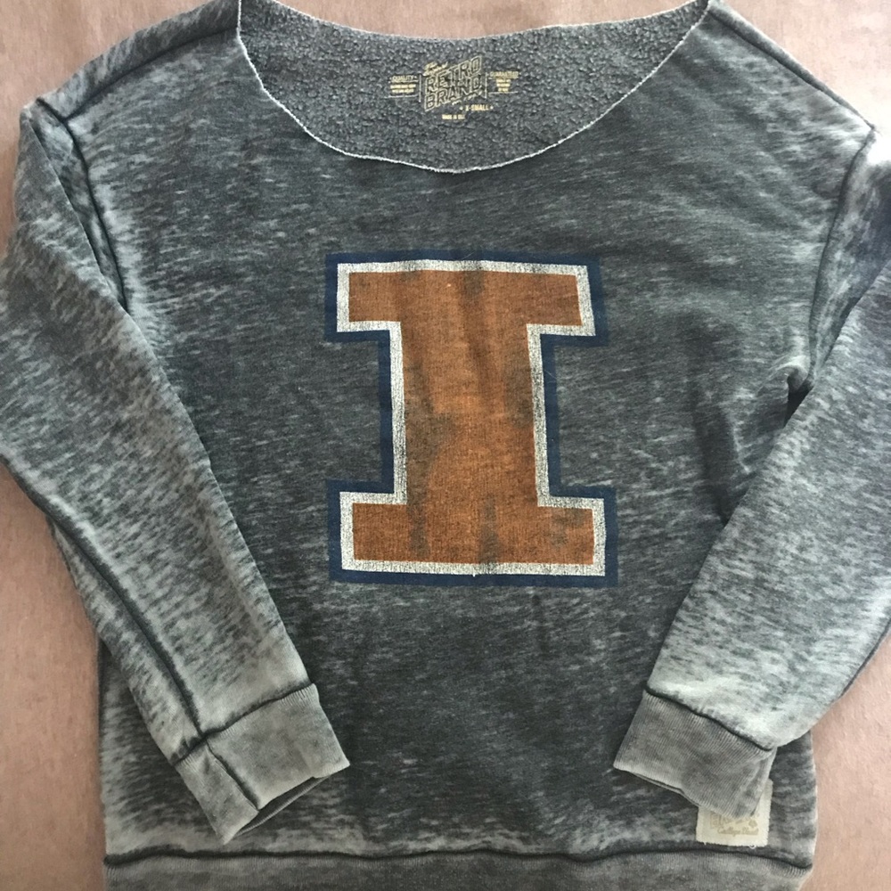University of Illinois sweatshirt